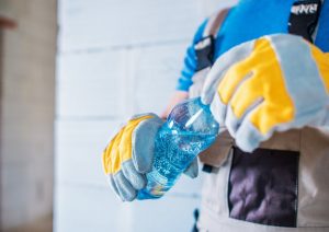 Avec l'arriv&eacute;e de l'&eacute;t&eacute; et des temp&eacute;ratures caniculaires qui l'accompagnent, de nouvelles probl&eacute;matiques se posent pour les professionnels du BTP. En effet, la chaleur intense peut avoir un impact consid&eacute;rable sur les chantiers en cours, entra&icirc;nant des arr&ecirc;ts de travail [&hellip;]